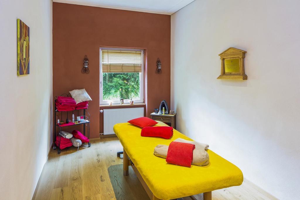"Gutshof Lilienfein" - Medical Resort & Herbal Spa Im Suedschwarzwald Wieden Bagian luar foto